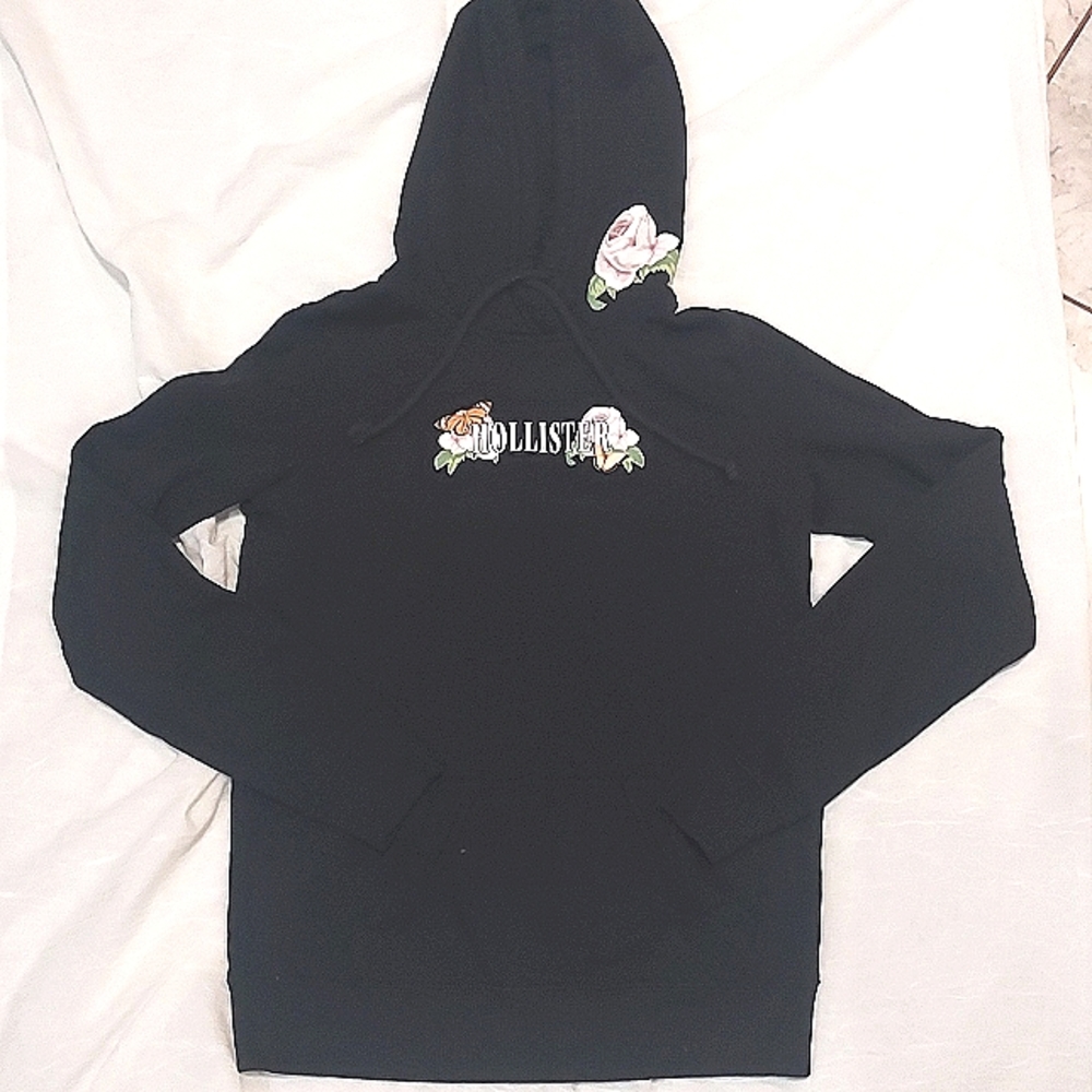 Hollister XS pullover hoodie